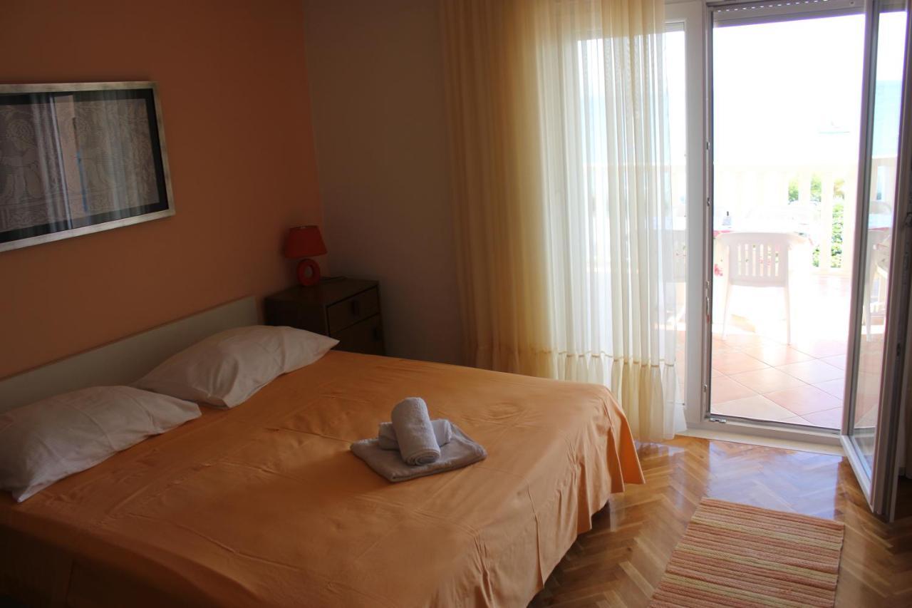 Omis Apartmani Mouse Exterior photo