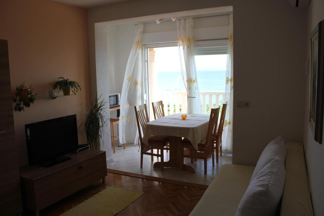 Omis Apartmani Mouse Exterior photo